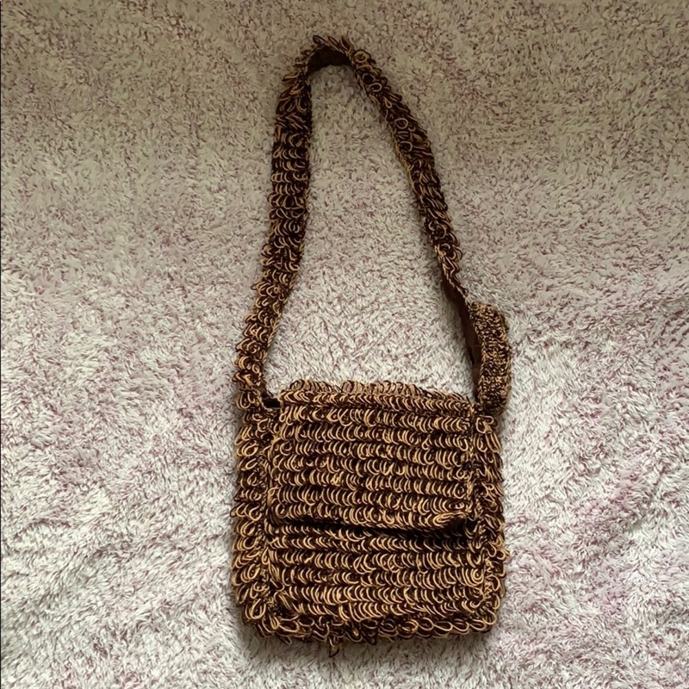 Handmade crochete crossbody bag - Picture 5 of 6